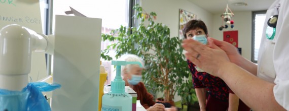 Vaccination contre la Covid 19 à l'EHPAD Les Couleurs du Temps